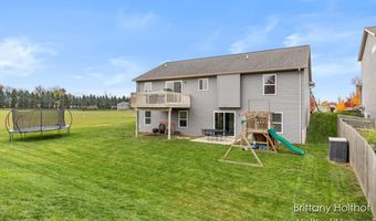 5885 Farmview Dr, Allendale, MI 49401