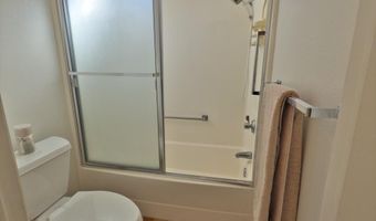 24121 Village 24, Camarillo, CA 93012