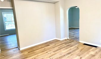 572 W Main St, Adena, OH 43901