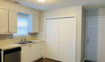 4223 SE College St A, Ayden, NC 28513