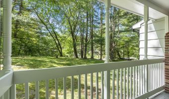 27 Winchester Dr, Shelton, CT 06484