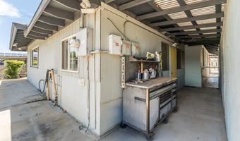 396 Kahiki St, Kahului, HI 96732