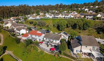 6425 E Shady Valley Ln, Anaheim, CA 92807
