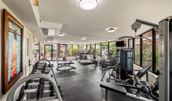 2045 Kalakaua Ave 1007, Honolulu, HI 96815