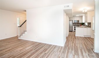 7111 Sythe Ct, Charlotte, NC 28226