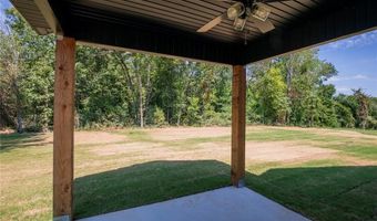 1 Nairn Ln, Bella Vista, AR 72715