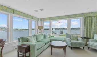 19 Defenders Row 19, Newport, RI 02840