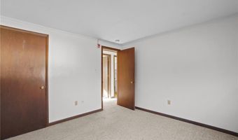 35 W Wrentham Rd 3, Cumberland, RI 02864