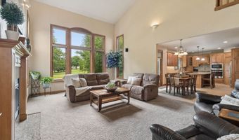 2917 E FALLCREEK Ln, Appleton, WI 54913