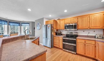 173 Coles Rd, Cromwell, CT 06416