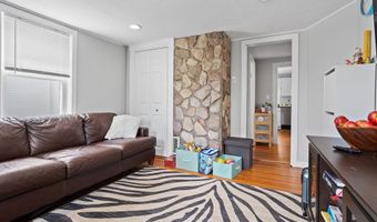 28 Gardner St, Arlington, MA 02474