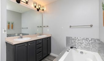 1107 Rosewood Dr, Altoona, IA 50009
