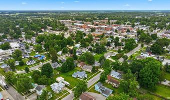 416 N Superior St, Angola, IN 46703