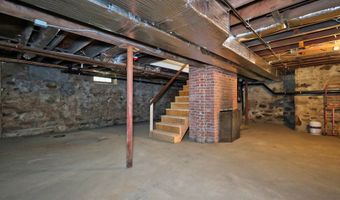 90 Battle St, Bristol, CT 06010