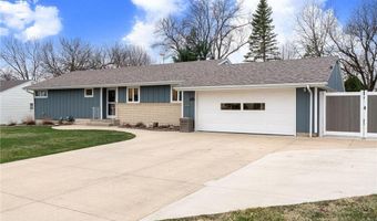307 21st St NW, Austin, MN 55912