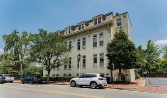 706 PRINCE St 4, Alexandria, VA 22314