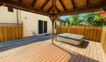 726 Long Lake Ave, Alpena, MI 49707