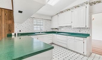625 Arthur Hall Rd, Atmore, AL 36502