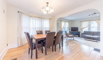 210 W Kingsley St, Ann Arbor, MI 48103