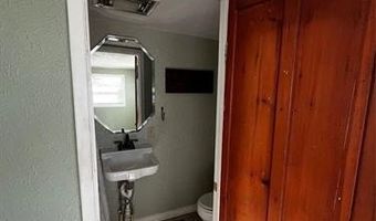 311 E A St, Atoka, OK 74525