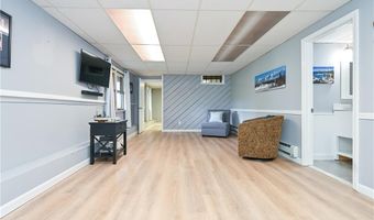 325 Lake Dr, Glocester, RI 02814