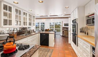 1760 Howell Mountain Rd, Angwin, CA 94508
