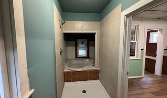 17 Grove Ave, Albany, NY 12208