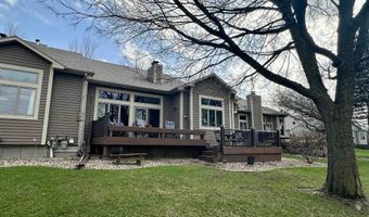 203 Emerald Meadows Dr, Arnolds Park, IA 51331