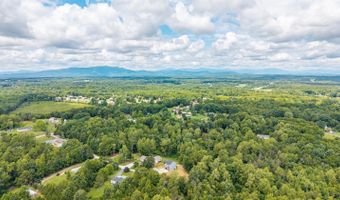 157 Safeway Dr, Amherst, VA 24572