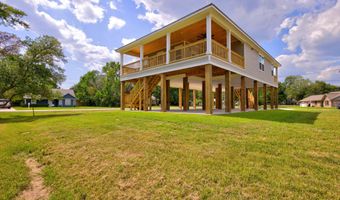 10113 Bald Eagle Dr, Biloxi, MS 39532