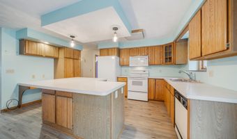2232 N CLOUDVIEW Dr, Appleton, WI 54914