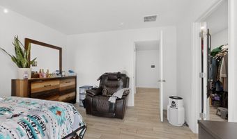 1702 Adelaide Ln, Belen, NM 87002