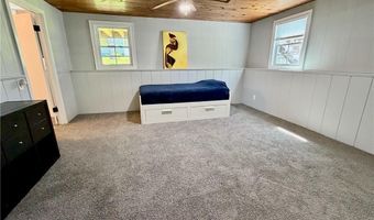 770 Metacom Ave, Bristol, RI 02809