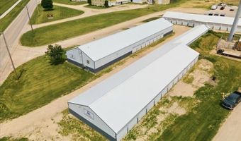 301 Old Dubuque Rd, Anamosa, IA 52205