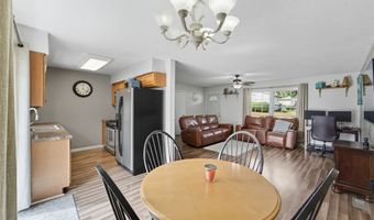 1028 7th St NW, Altoona, IA 50009