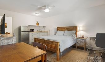 14 3rd St, Asheville, NC 28803
