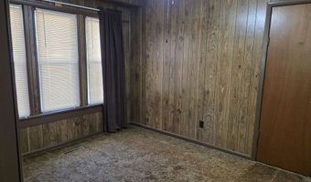 1021 N 3rd St, Arkansas City, KS 67005