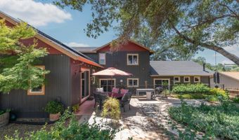 1070 Suzanne Dr, Angels Camp, CA 95222