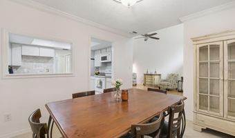 402 OAK HAVEN Dr 402, Altamonte Springs, FL 32701