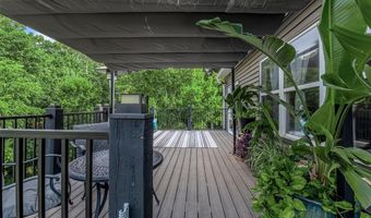 215 Cobblefield Ct, Ballwin, MO 63011