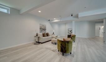 43320 BARNSTEAD Dr, Ashburn, VA 20148