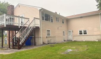 52 Bicentennial Way, North Providence, RI 02911