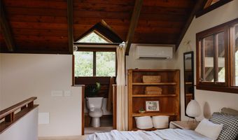 59-195 Ke Nui Rd B, Haleiwa, HI 96712