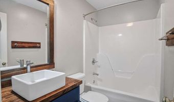 354 E Creek Bnd, Athens, GA 30605