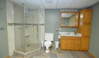 314 S 9th St, Aberdeen, SD 57401