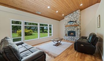 54601 WINTERBERRY Dr, Bandon, OR 97411