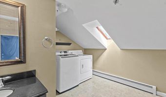 227 Hildred Dr, Burlington, VT 05401