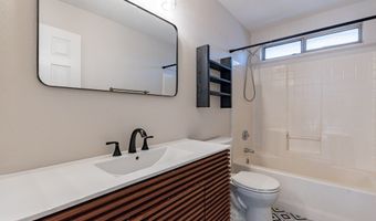 2190 S Navajo Way, Chandler, AZ 85286