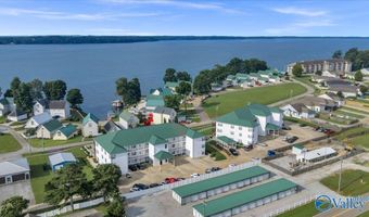 5835 Bay Village Dr 101, Athens, AL 35611