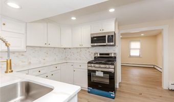 30 Bear Hill Rd, Cumberland, RI 02864